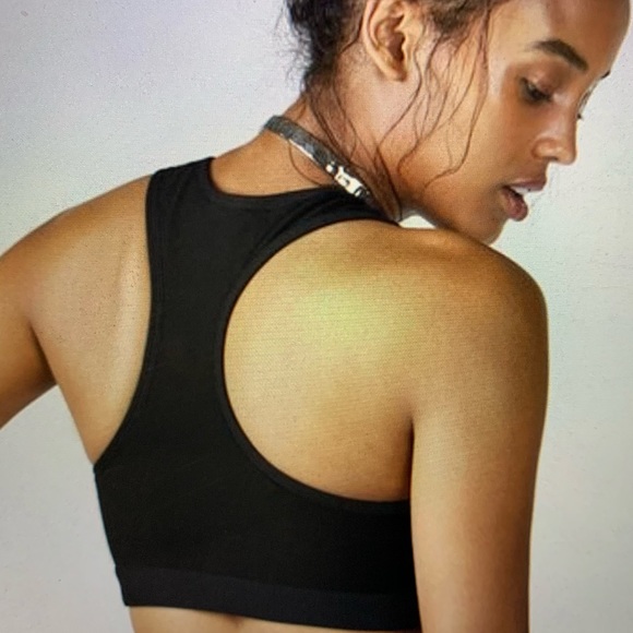 Fabletics Emmy II Sportsbra - Picture 6 of 6
